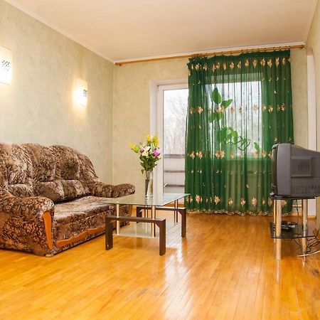 2Room Semi-Luxury Apt On Stalevarov 21 Zaporizhia Kültér fotó